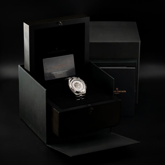 Vacheron Constantin Overseas 7700V/110A-B176 Image 7